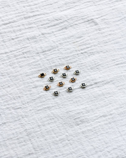 3mm Black Onyx Square Shaped Connector, CN312