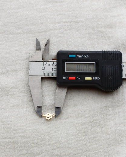 Grad Cap Connector, CN459