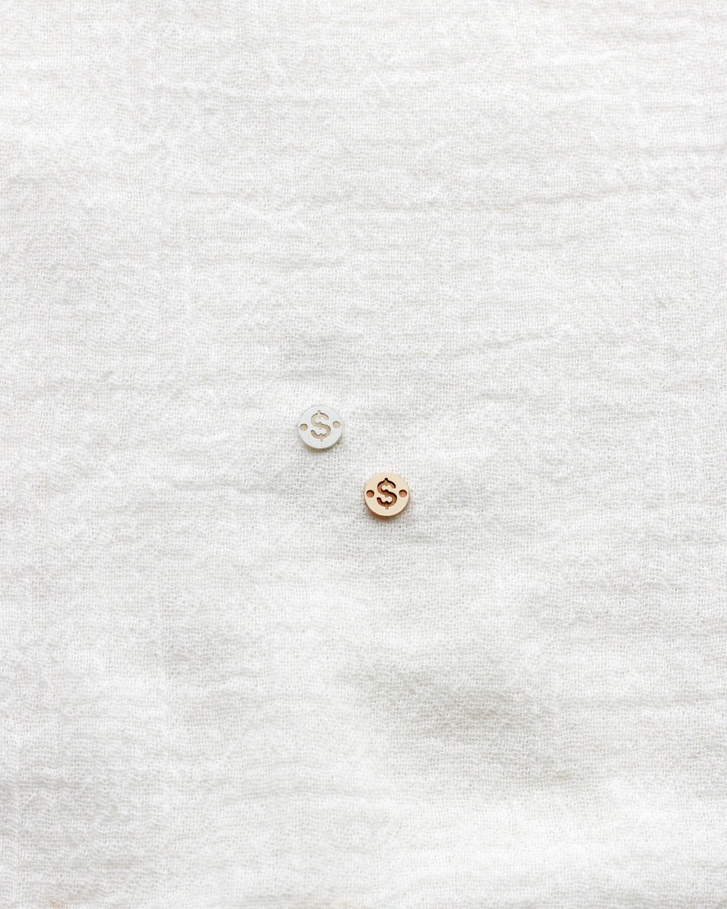 Dollar Sign Connector, CN454