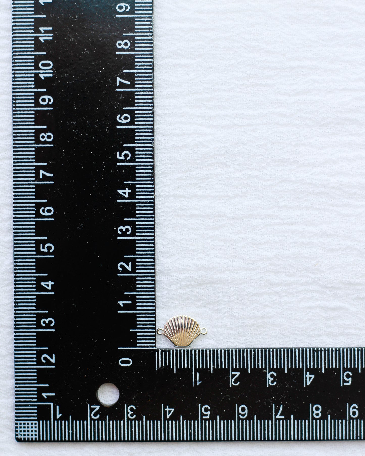 Flat Scallop Shell Connector Charm, CN172