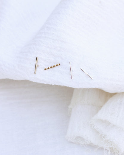 10mm Silver Bar Stud Earrings, E55
