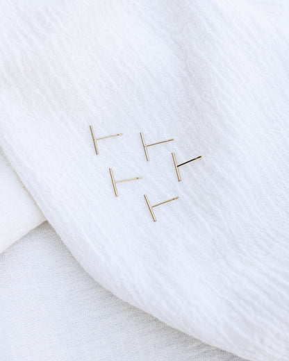 10mm Gold Bar Stud Earrings, E14