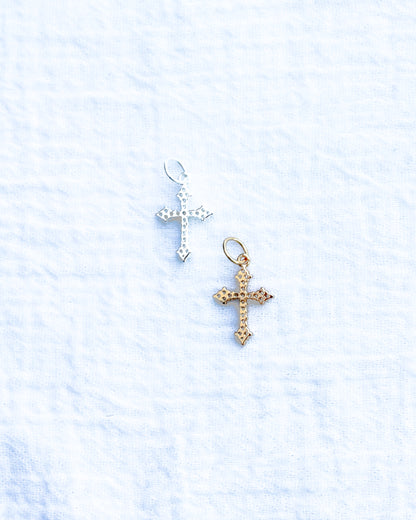 Gothic Cross Charm, CH110
