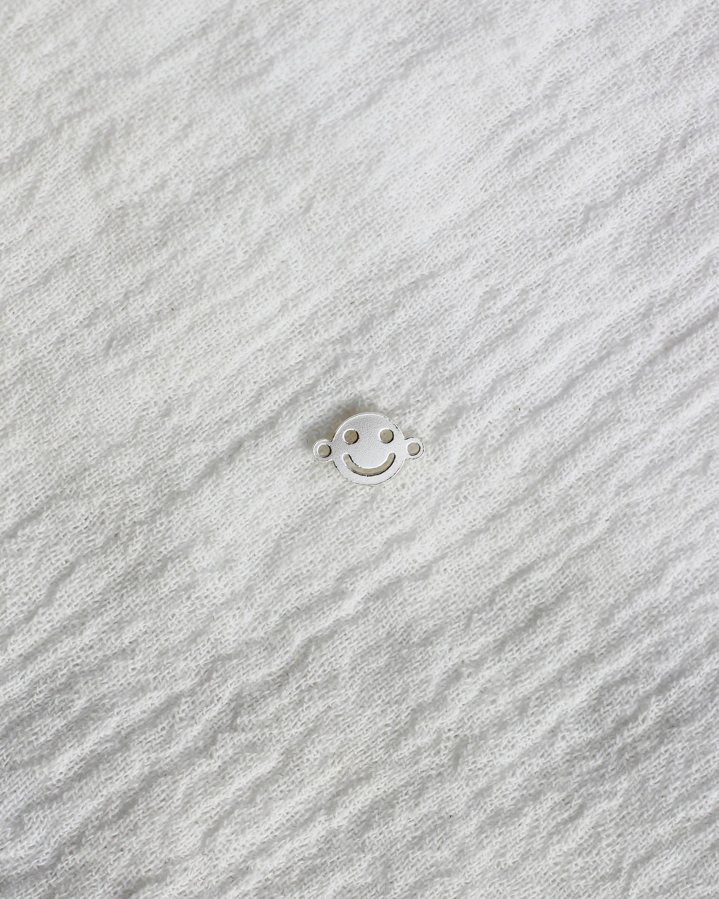 Smiley Face Connector, CN280