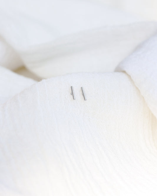 6mm Silver Bar Stud Earrings, E56