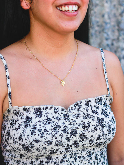 Monstera Leaf Charm, B65
