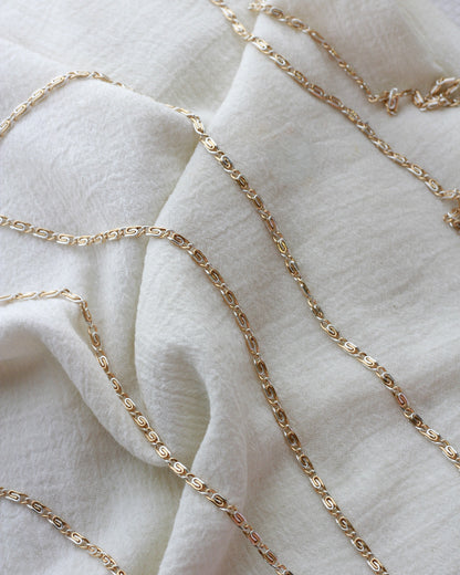 3.3mm Alternating Mixed Metal Scroll Chain, M268