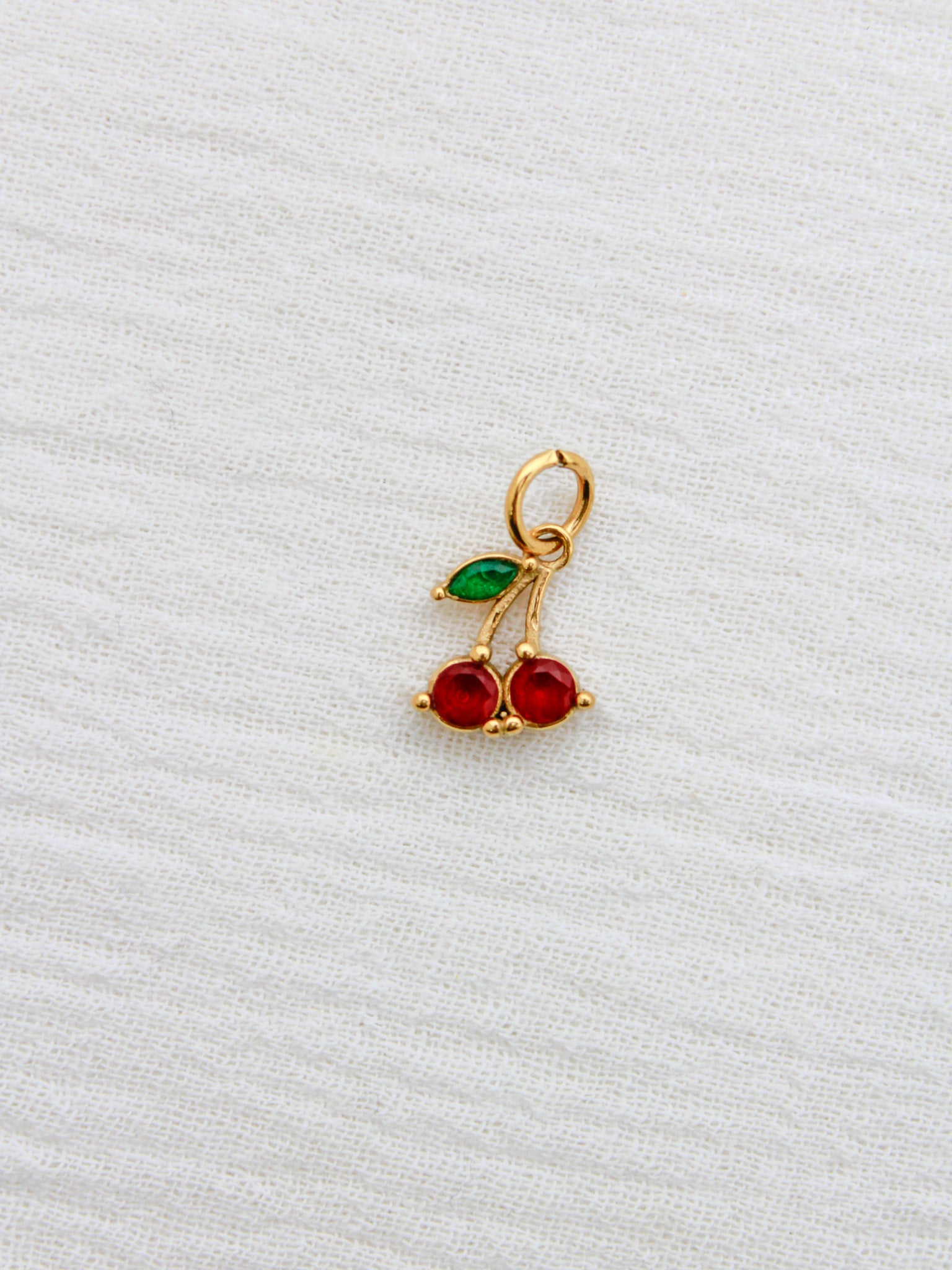 Cherry PVD Charm, CH320
