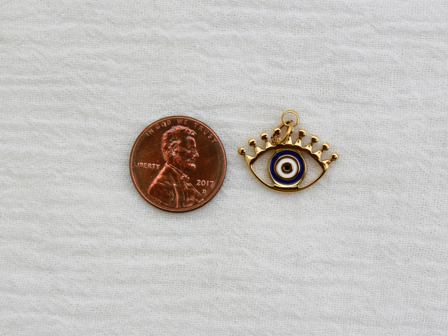 Eye PVD Charm, CH323