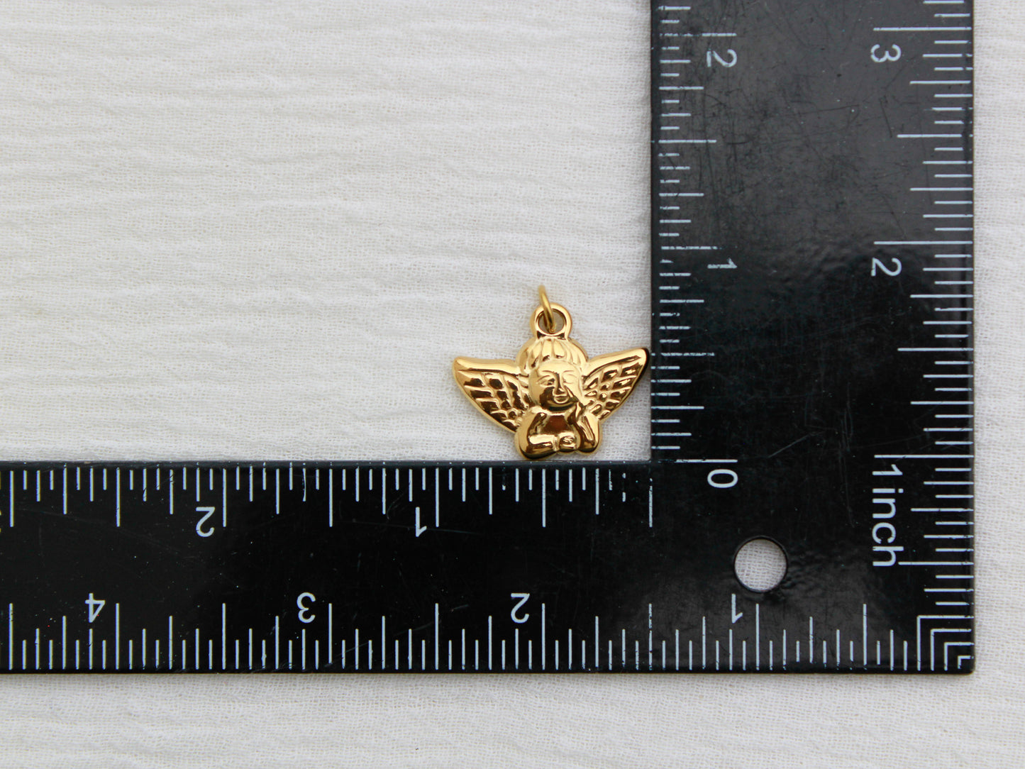 Angel PVD Charm, CH324