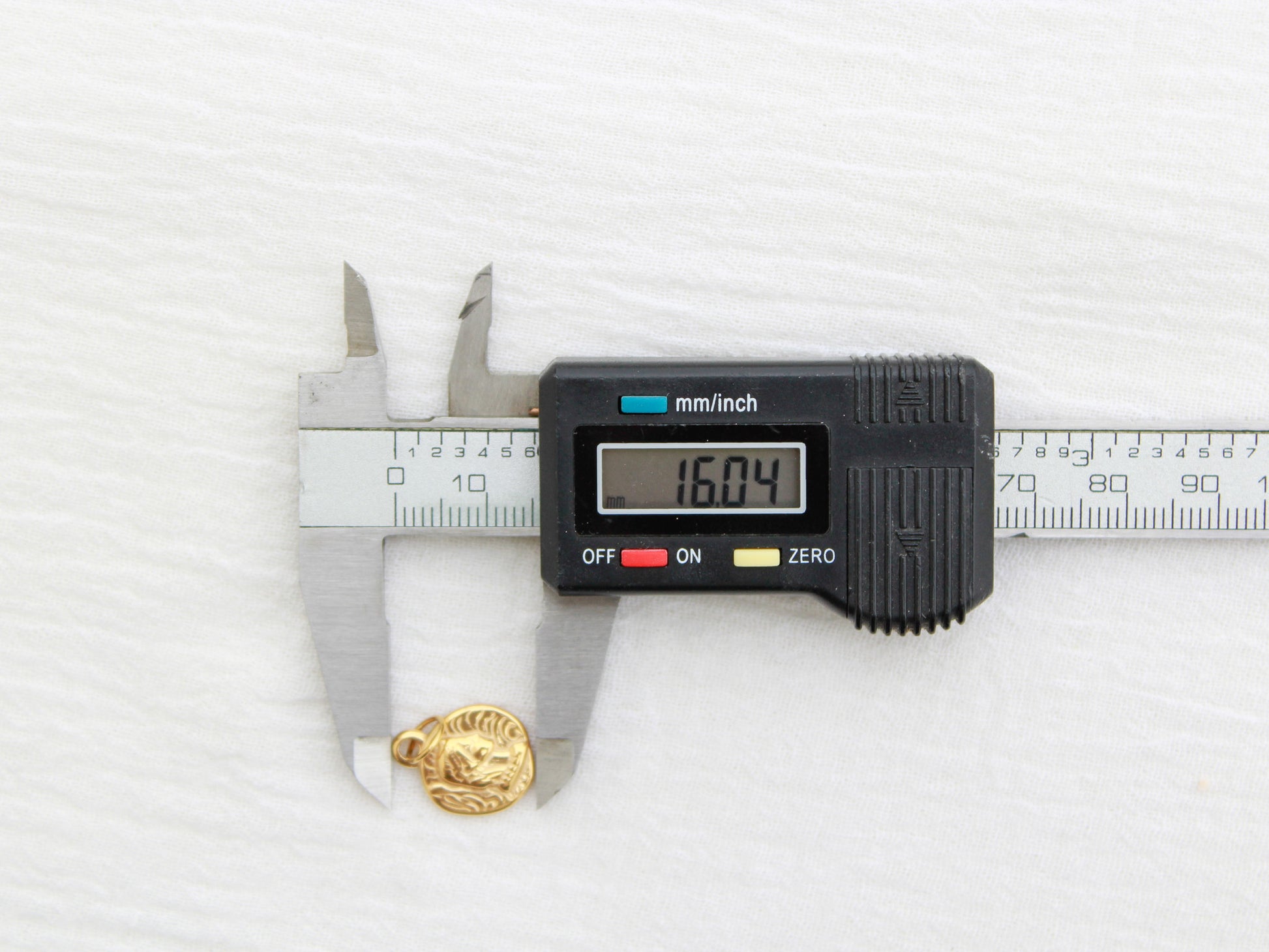 Vintage Coin PVD Charm, CH325