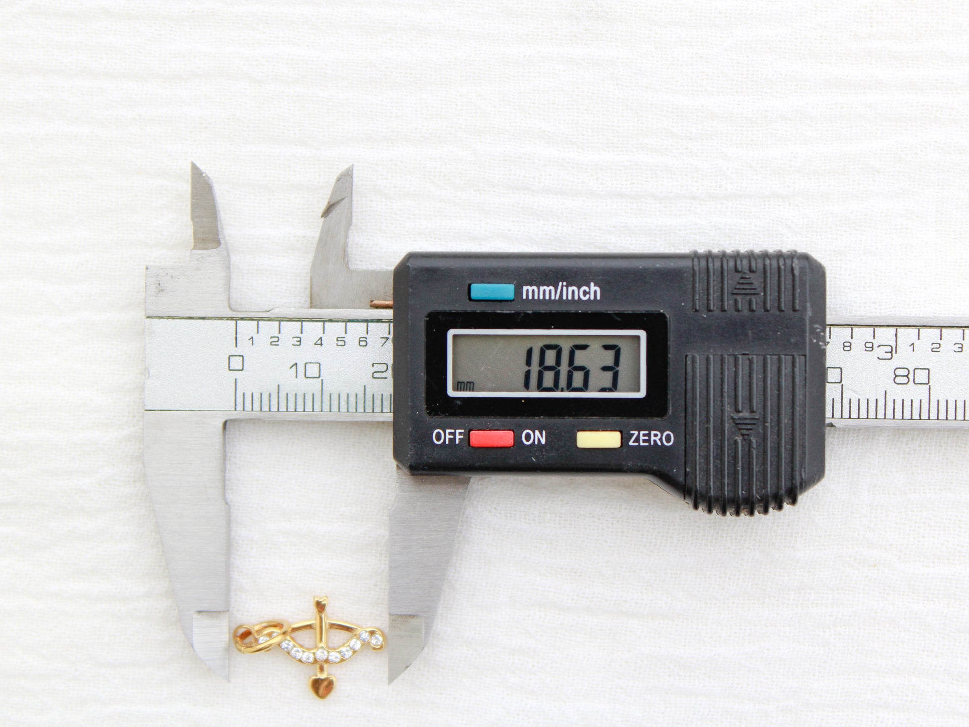 Bow & Arrow PVD Charm, White Zircon, CH329