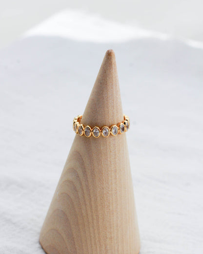 Oval Bar Full Stacking Ring, R52