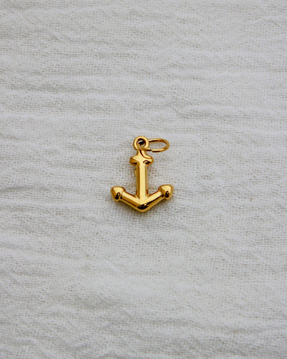 Anchor PVD Charm with CZ, CH338