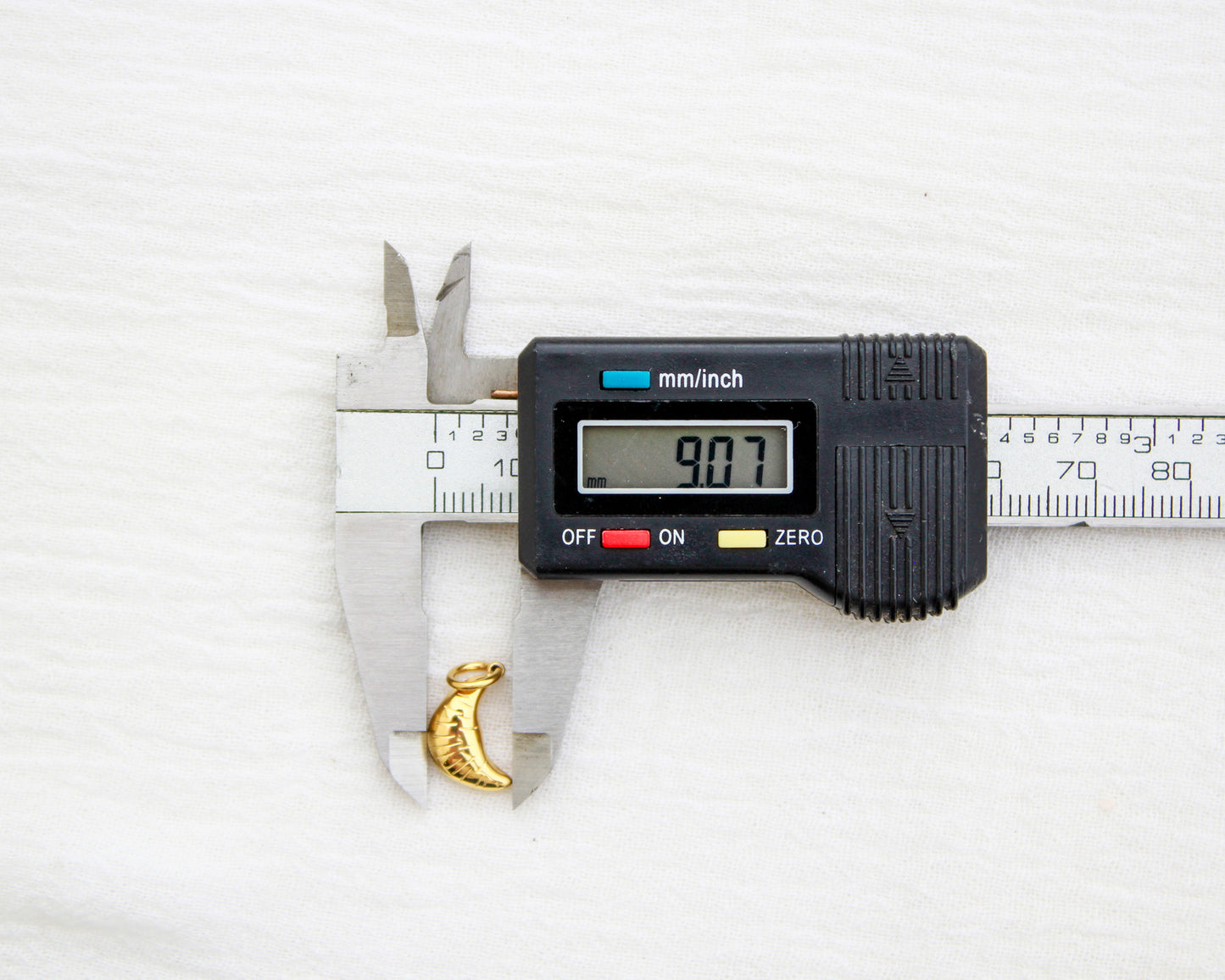 Croissant PVD Charm, CH340