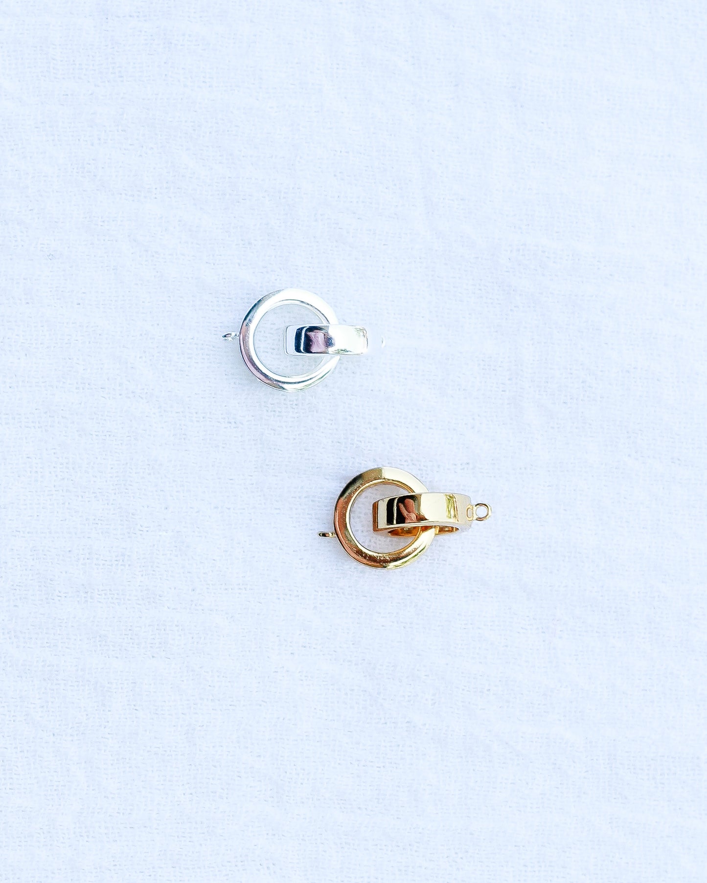 White CZ Interlocking Pave Circles Double Connector, CN166