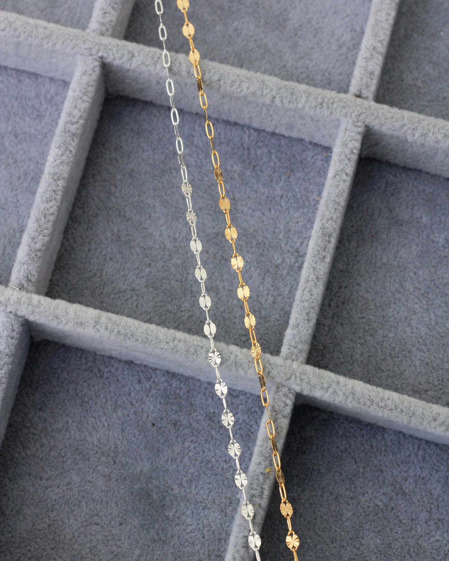 2.2mm Sunburst Paperclip Chain, S105, G105