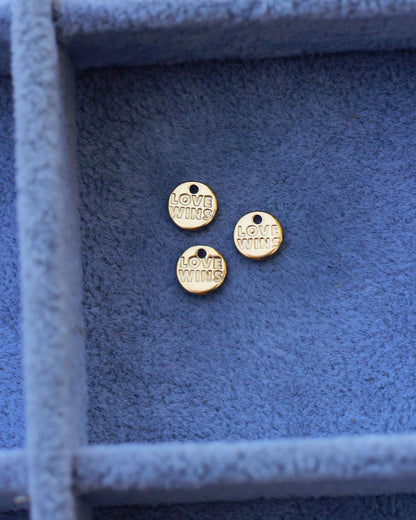 6.3mm Love Wins Charm, CH05