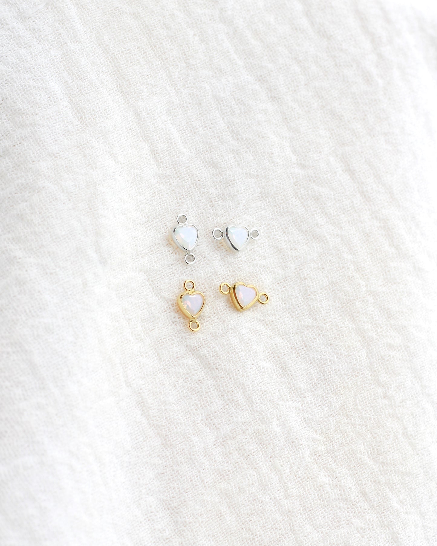 4mm White Opal Heart Vertical Connector, CN346