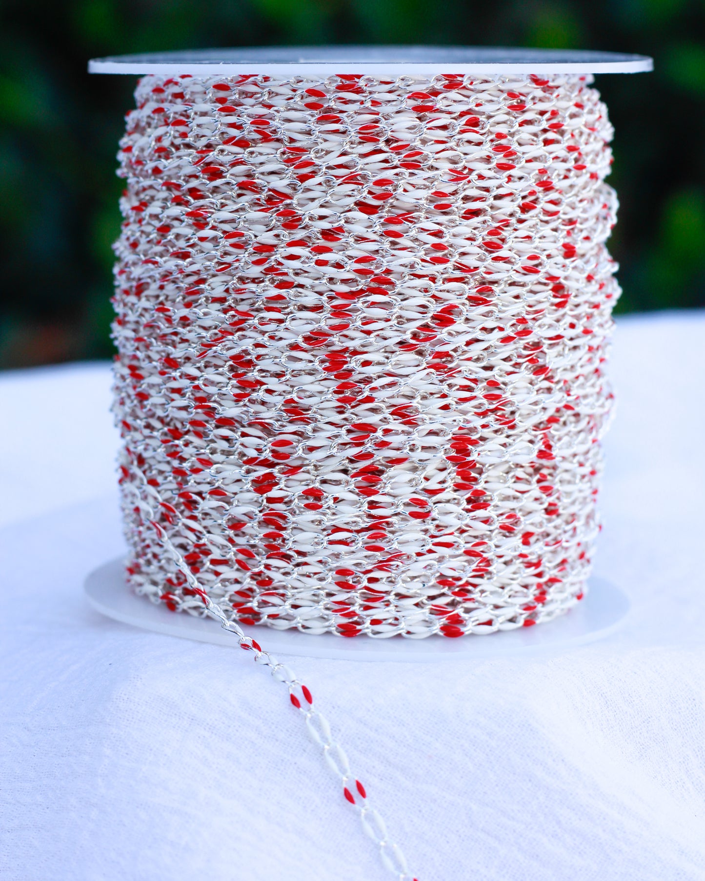 Red and White Enamel Chain, SP135