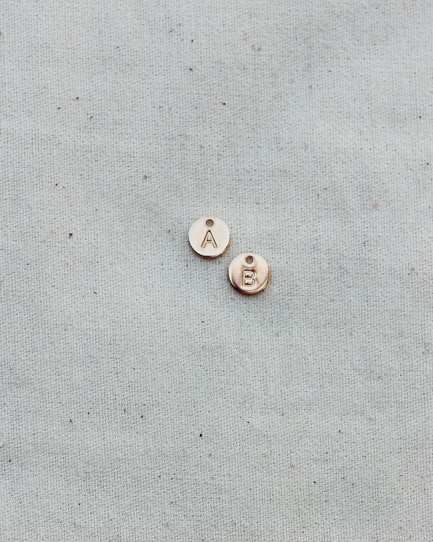 6.3mm A-Z Disc Charm, CH05