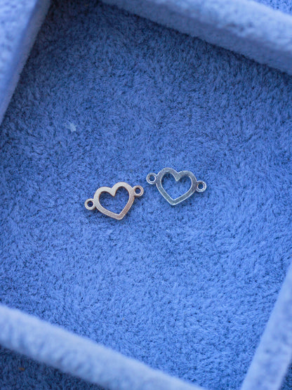Heart Outline Connector, CN255