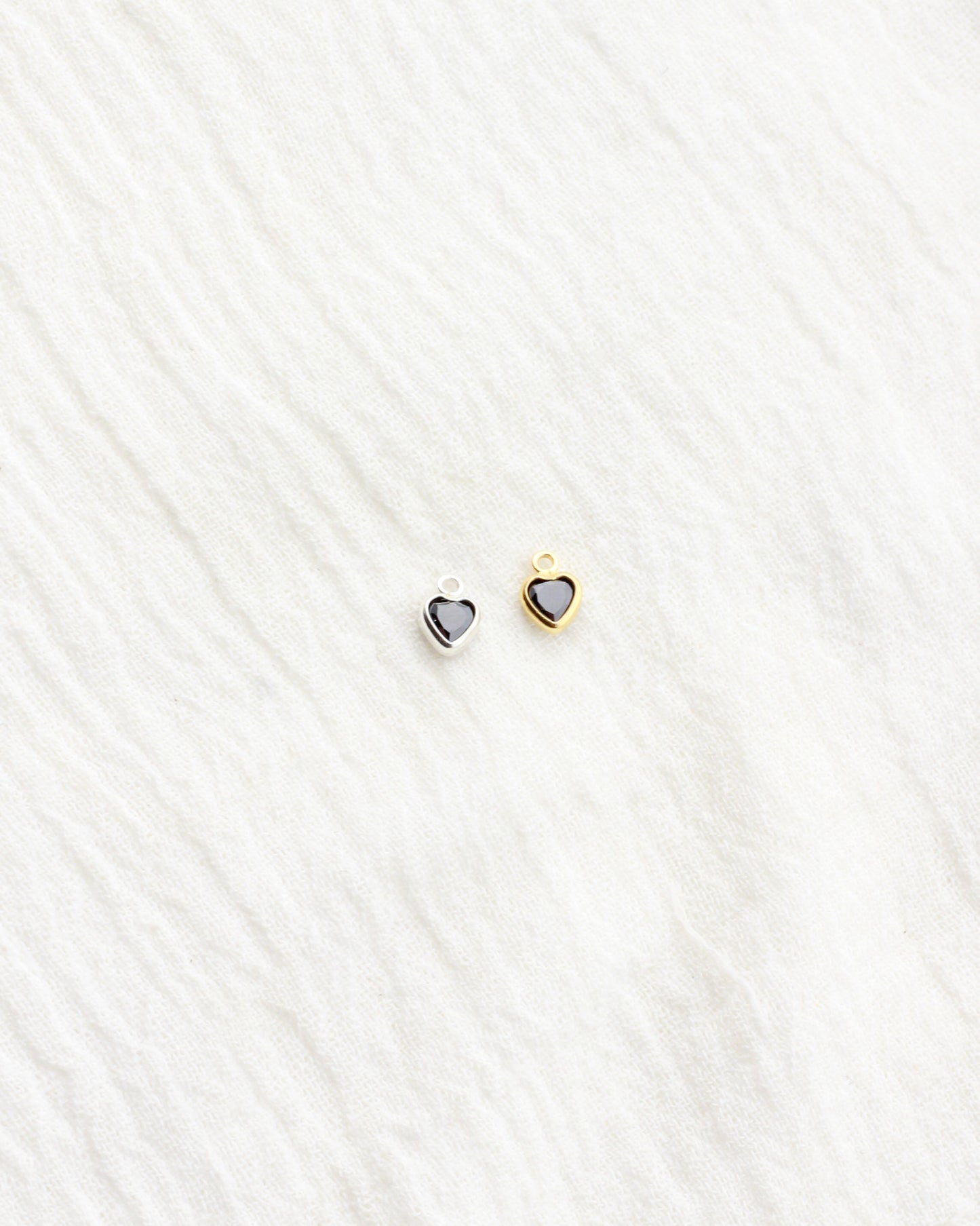 4mm Black Onyx Heart Bezel Charm, CH273
