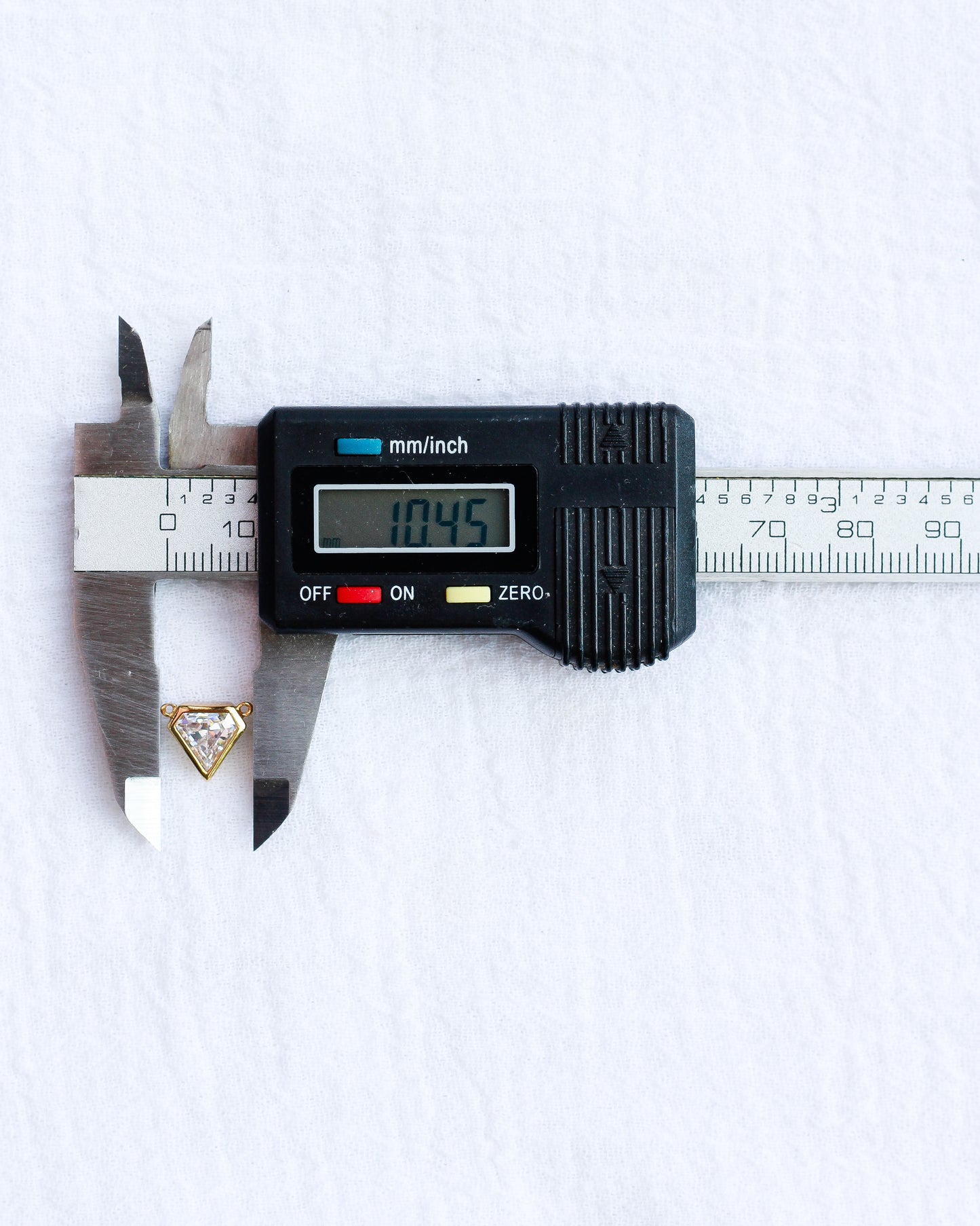 White CZ Bezel Diamond Connector, CN218