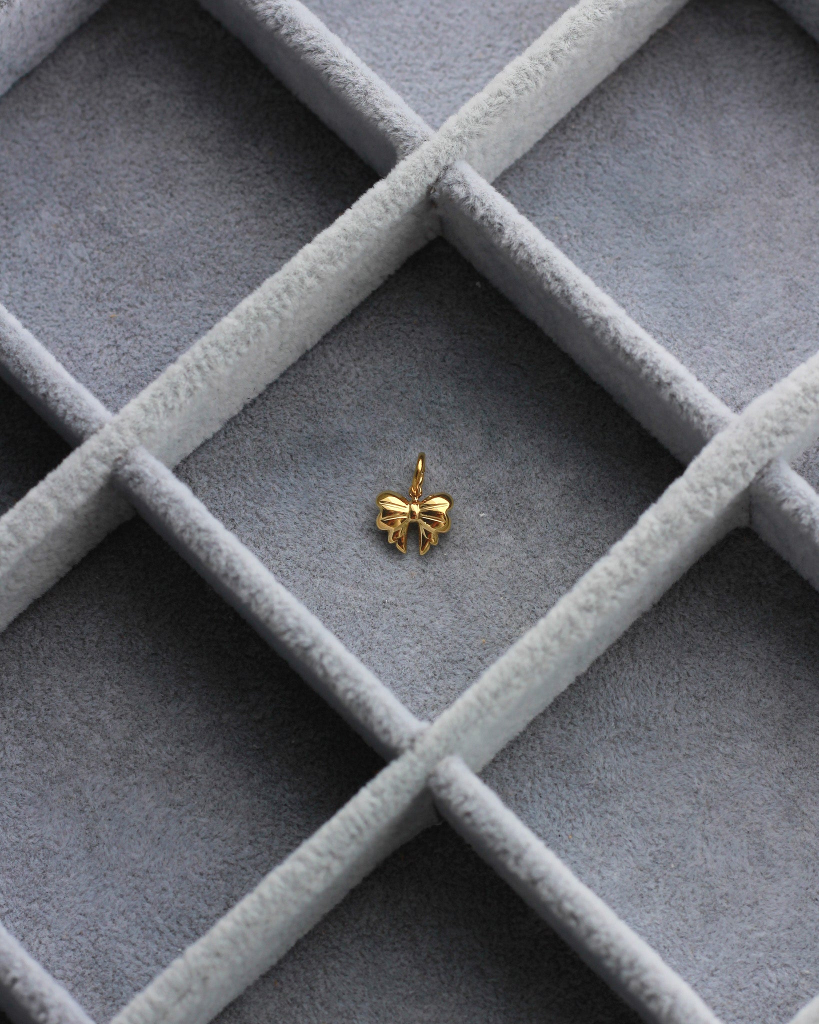 9mm Mini Bow PVD Charm, CH421
