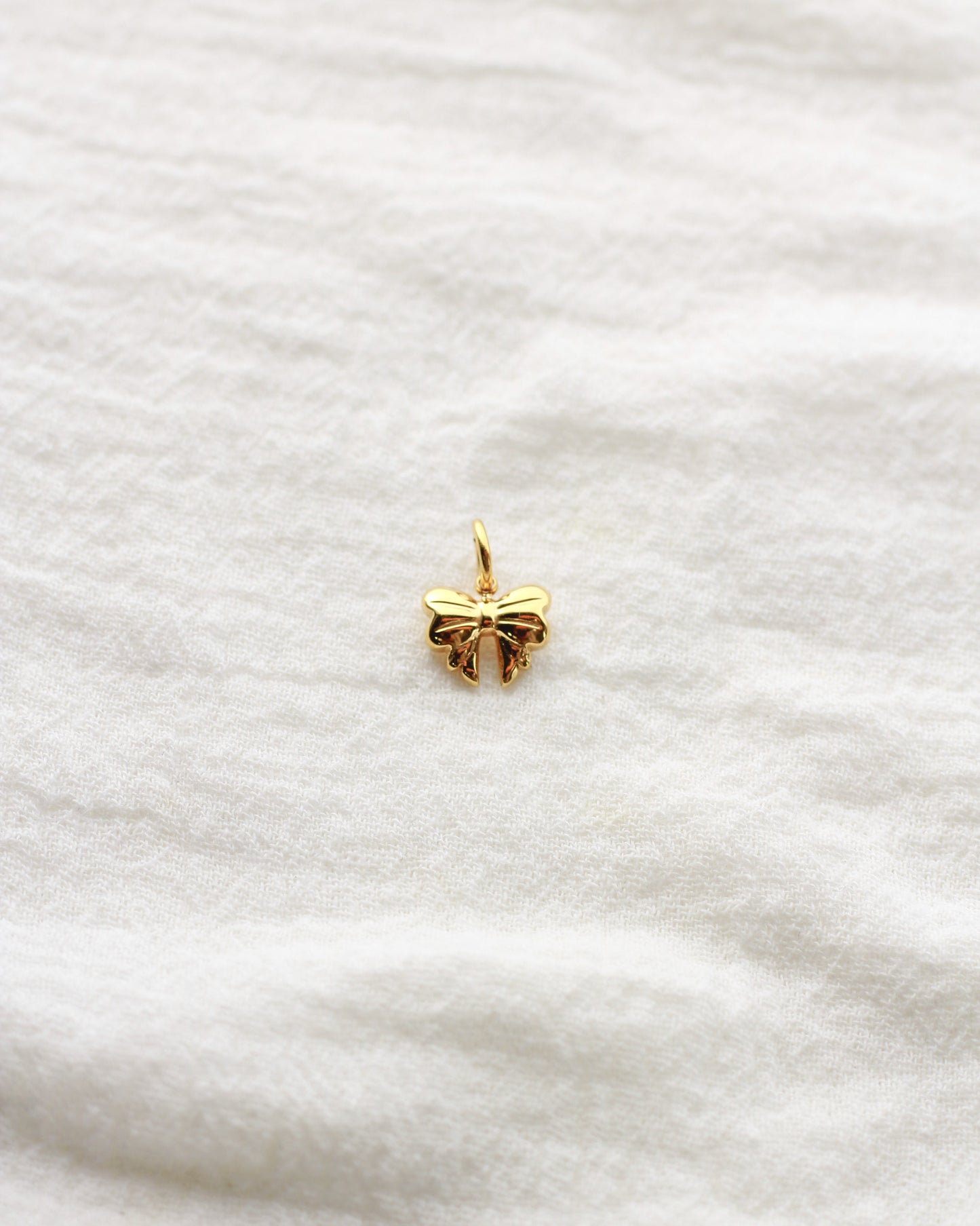 9mm Mini Bow PVD Charm, CH421