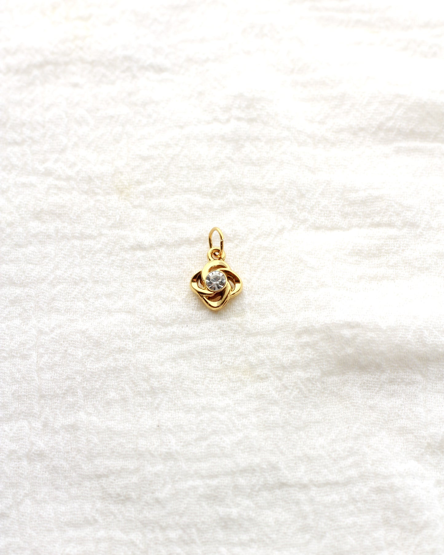 13mm Knot with Zircon PVD Charm, CH420