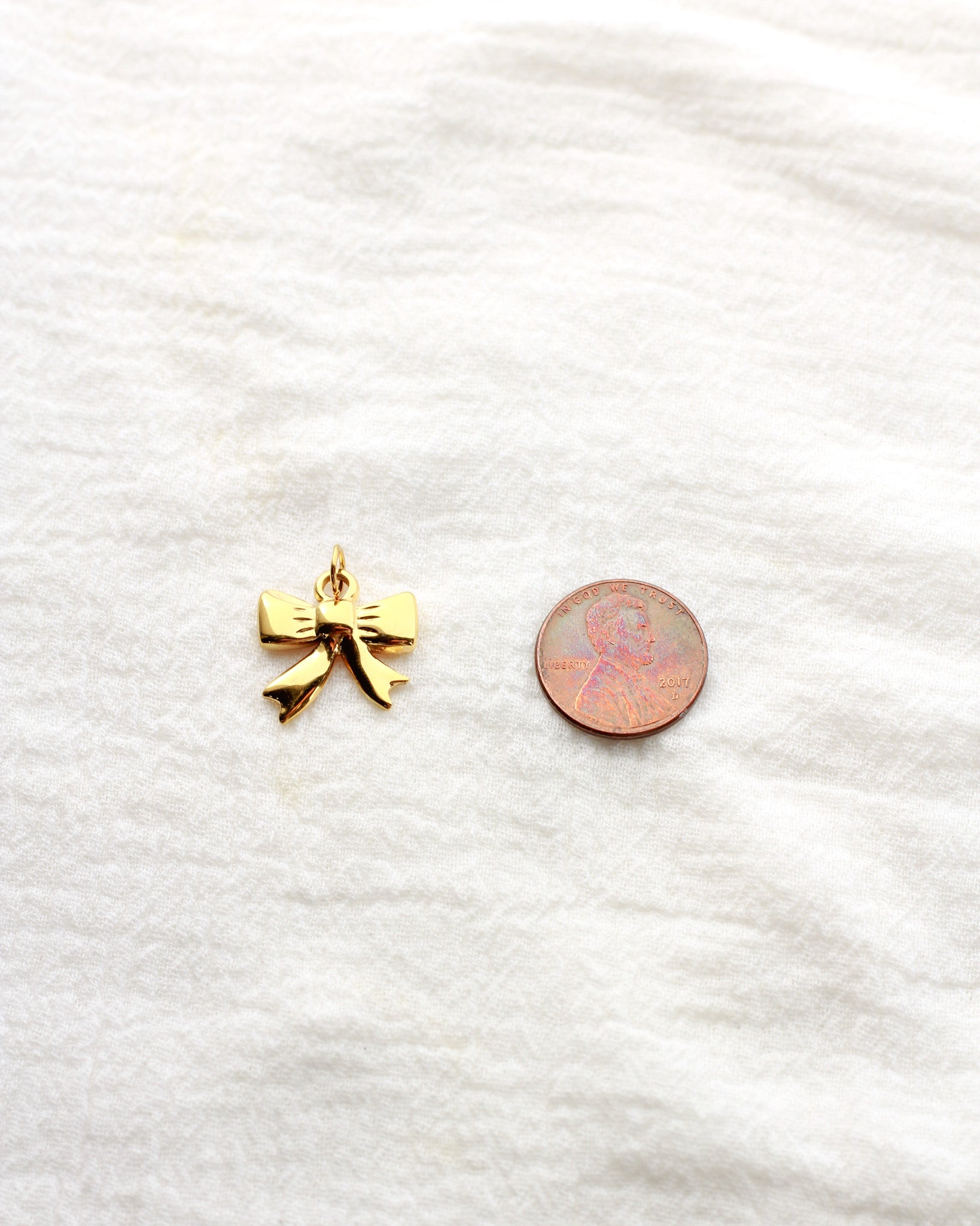 17mm Bow PVD Charm, CH422