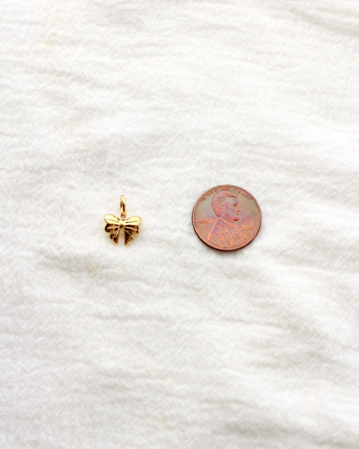 9mm Mini Bow PVD Charm, CH421