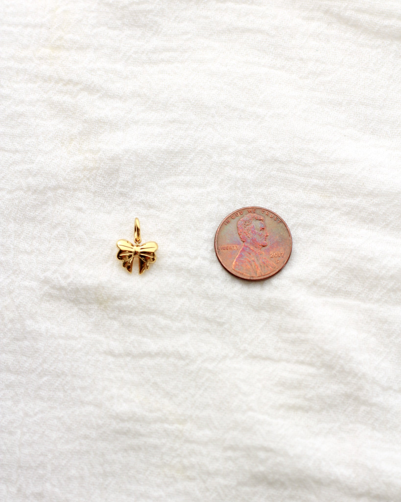 9mm Mini Bow PVD Charm, CH421