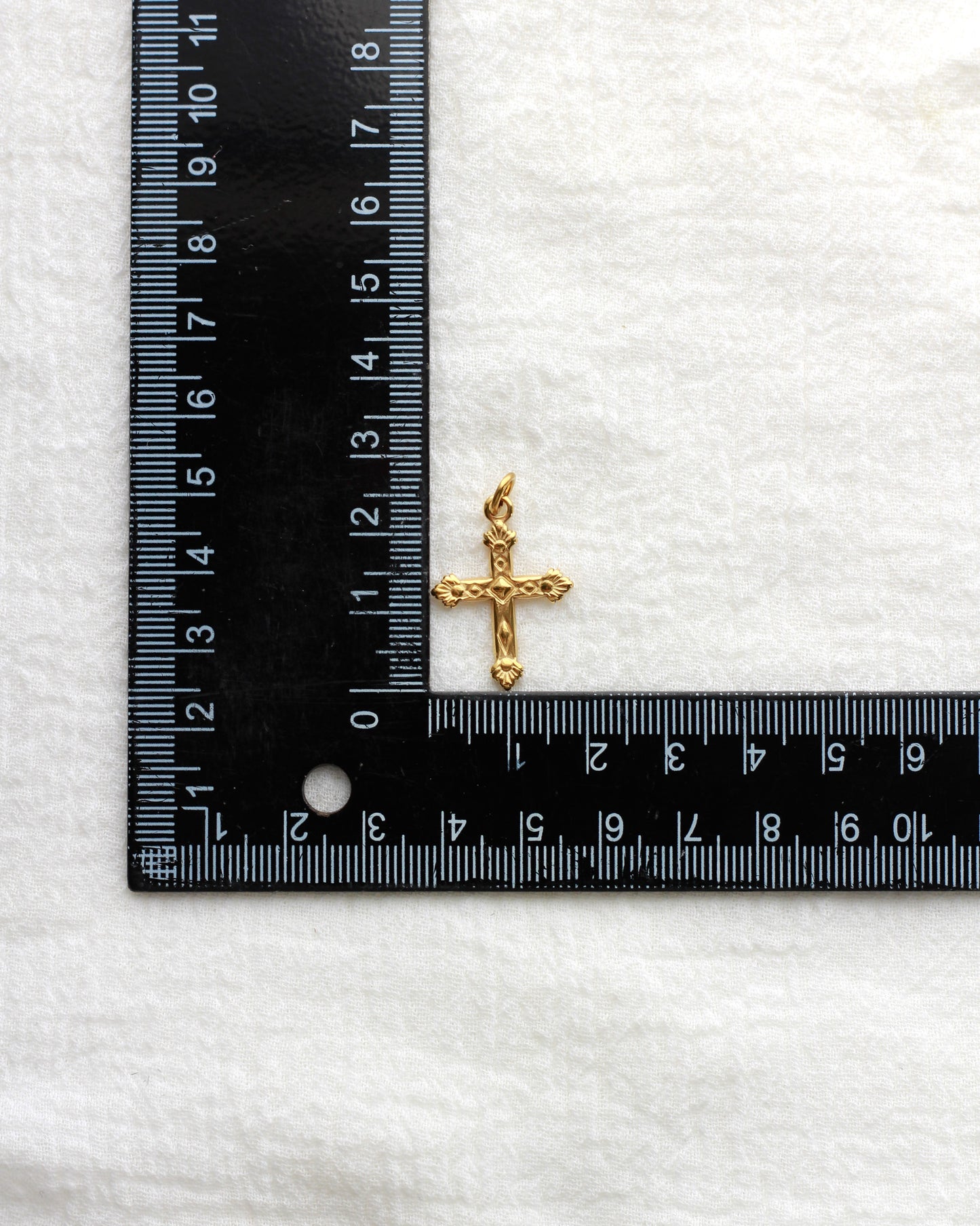 25mm Flared Edge Cross PVD Charm, CH424