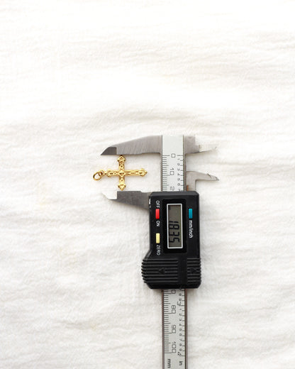 25mm Flared Edge Cross PVD Charm, CH424