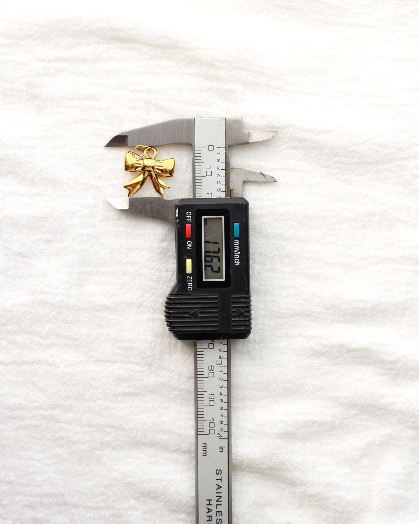 17mm Bow PVD Charm, CH422