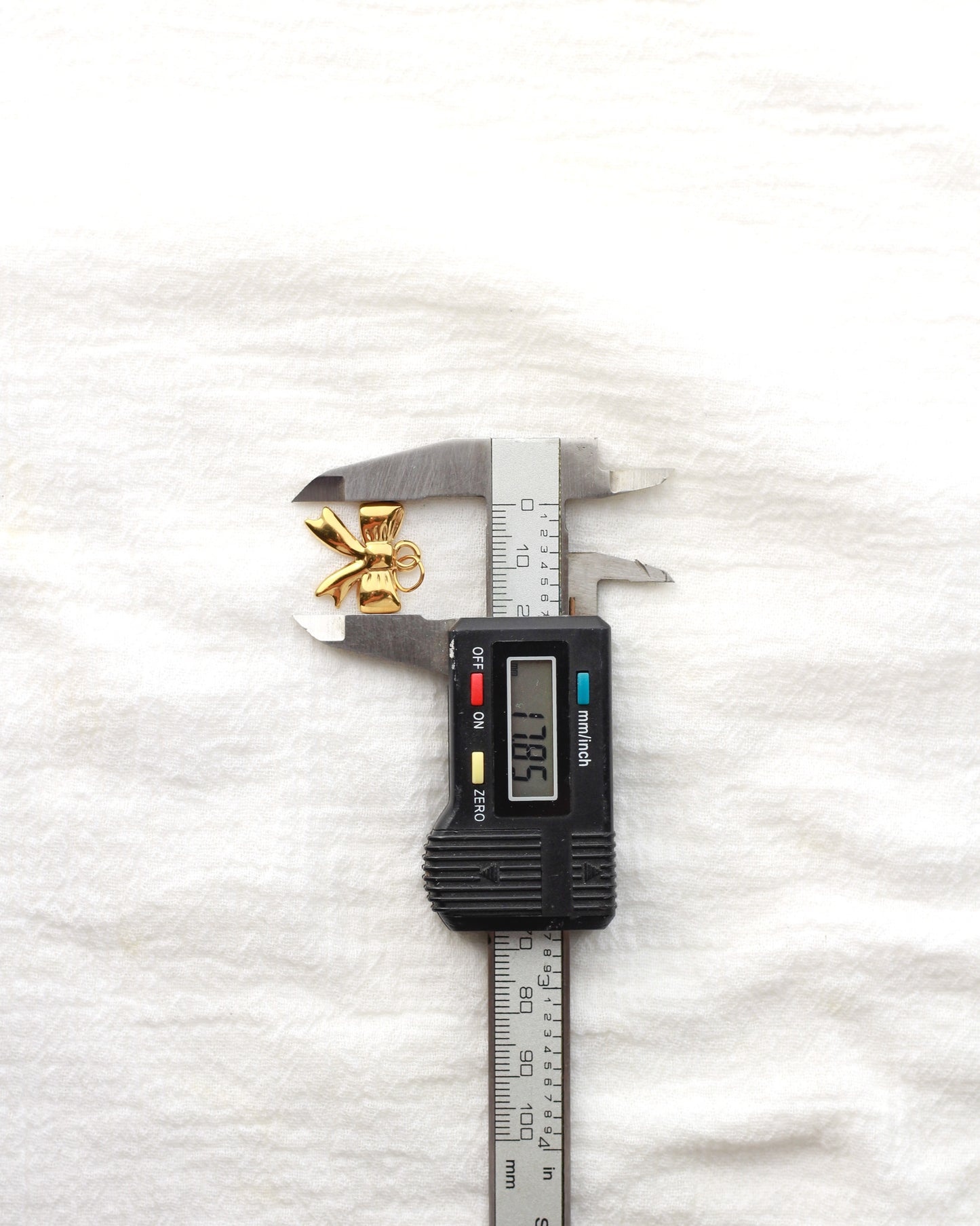 17mm Bow PVD Charm, CH422