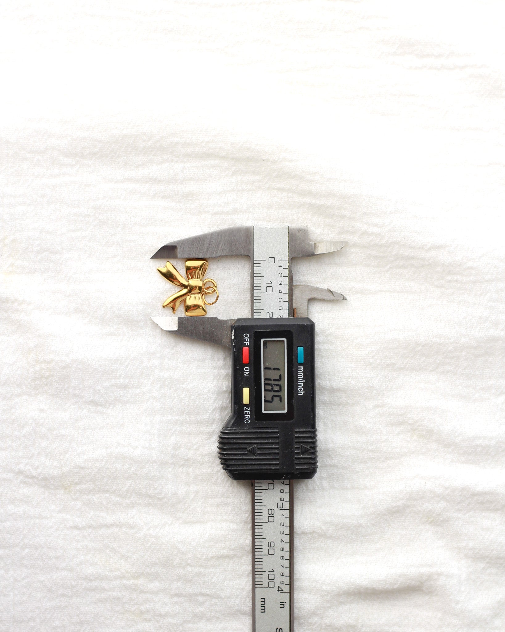 17mm Bow PVD Charm, CH422
