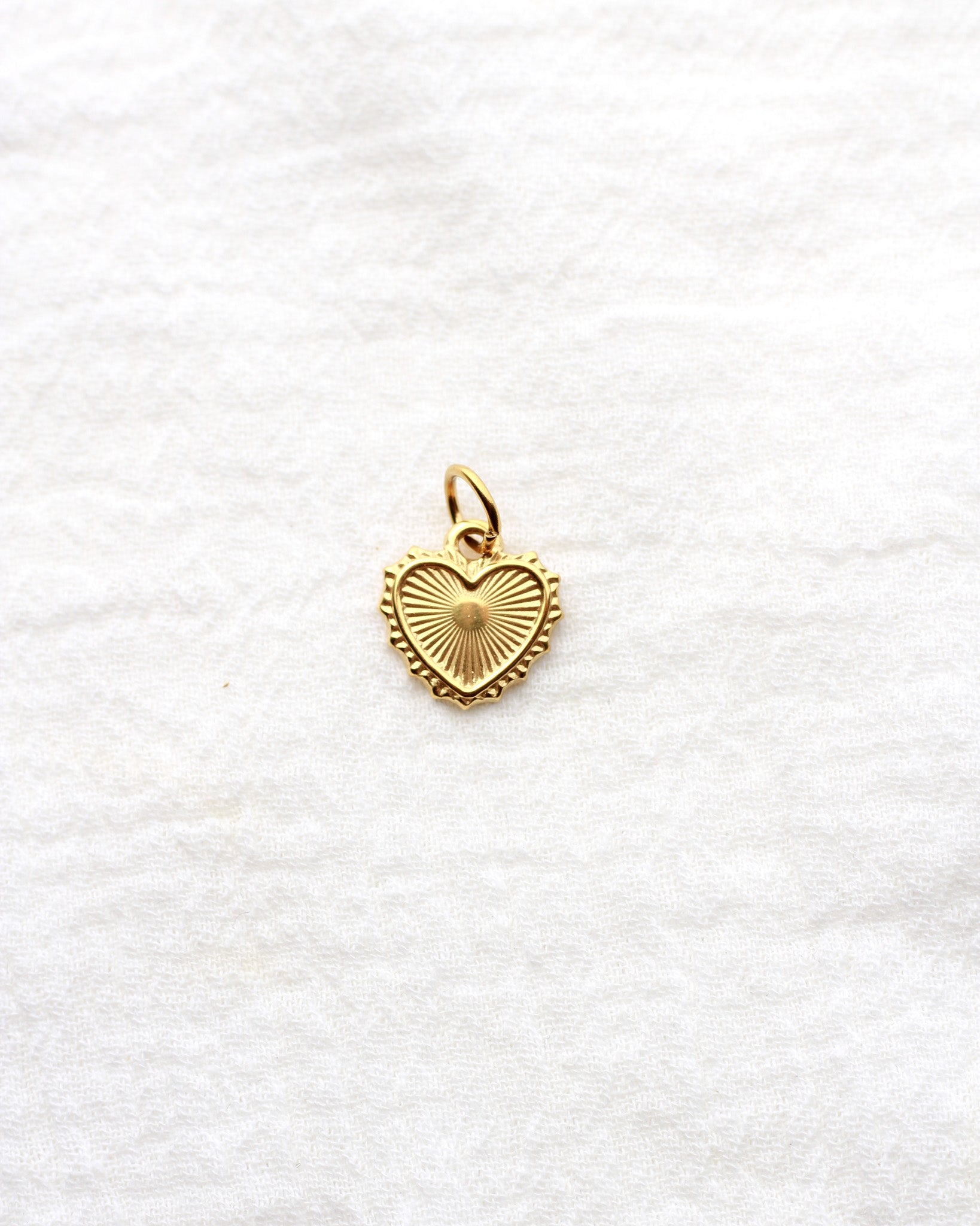 14mm Sunburst Heart PVD Charm, CH426