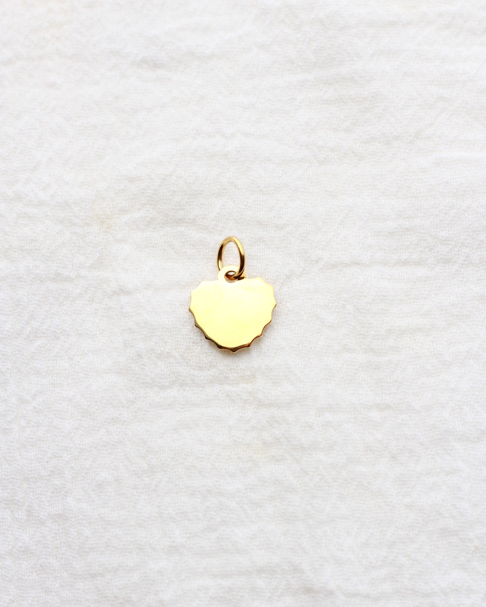 14mm Sunburst Heart PVD Charm, CH426