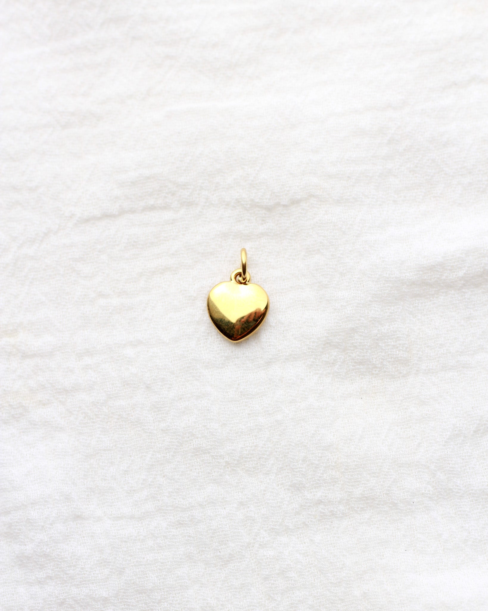 13mm Heart with Rhinestone Outline PVD Charm, CH433
