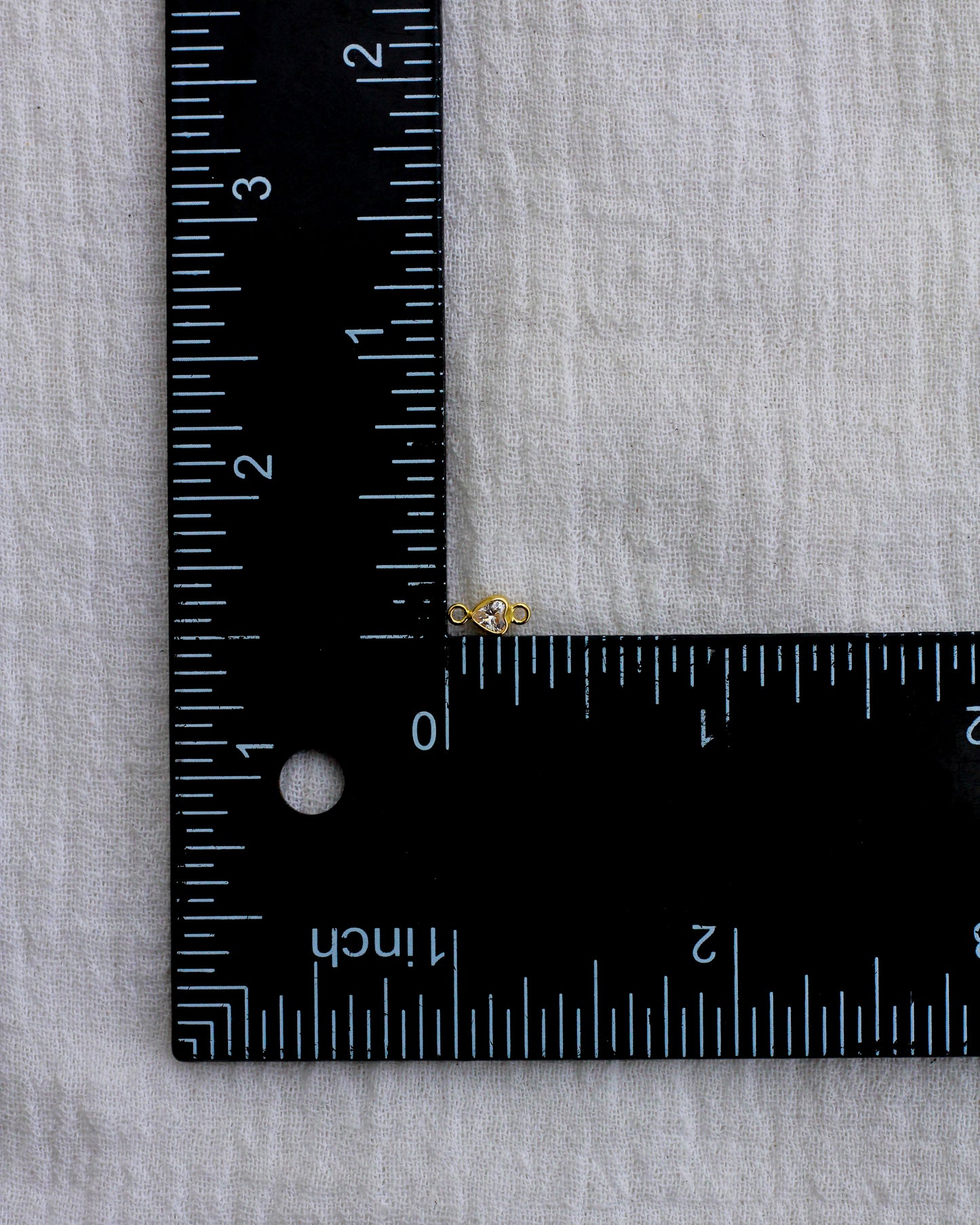 3mm Vertical Heart Bezel Connector Vertical, CN338