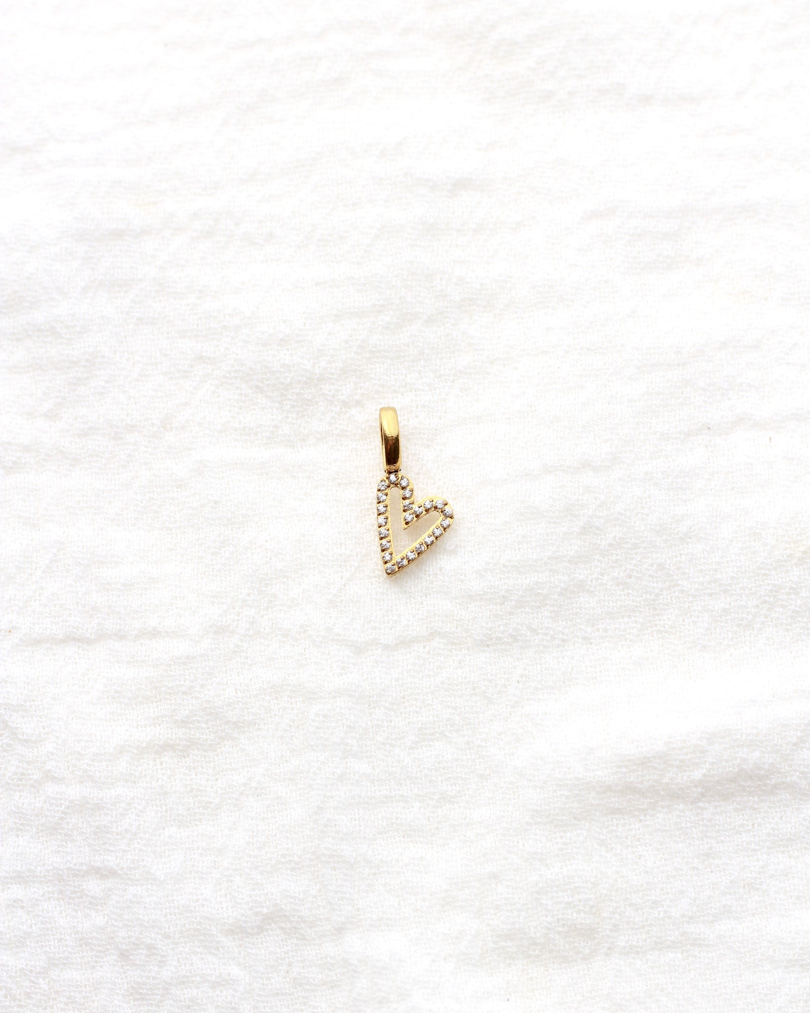 17mm Rhinestone Heart Outline PVD Charm, CH430