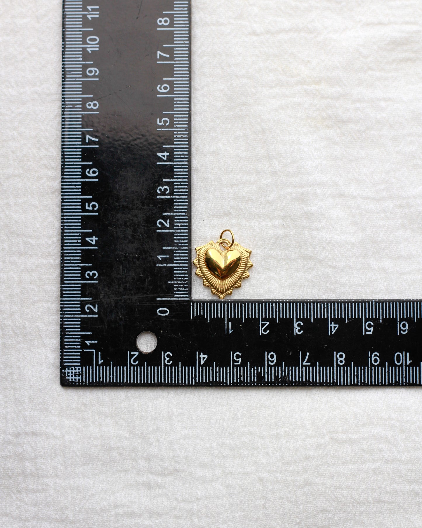 18mm Fluted Heart PVD Charm, CH428