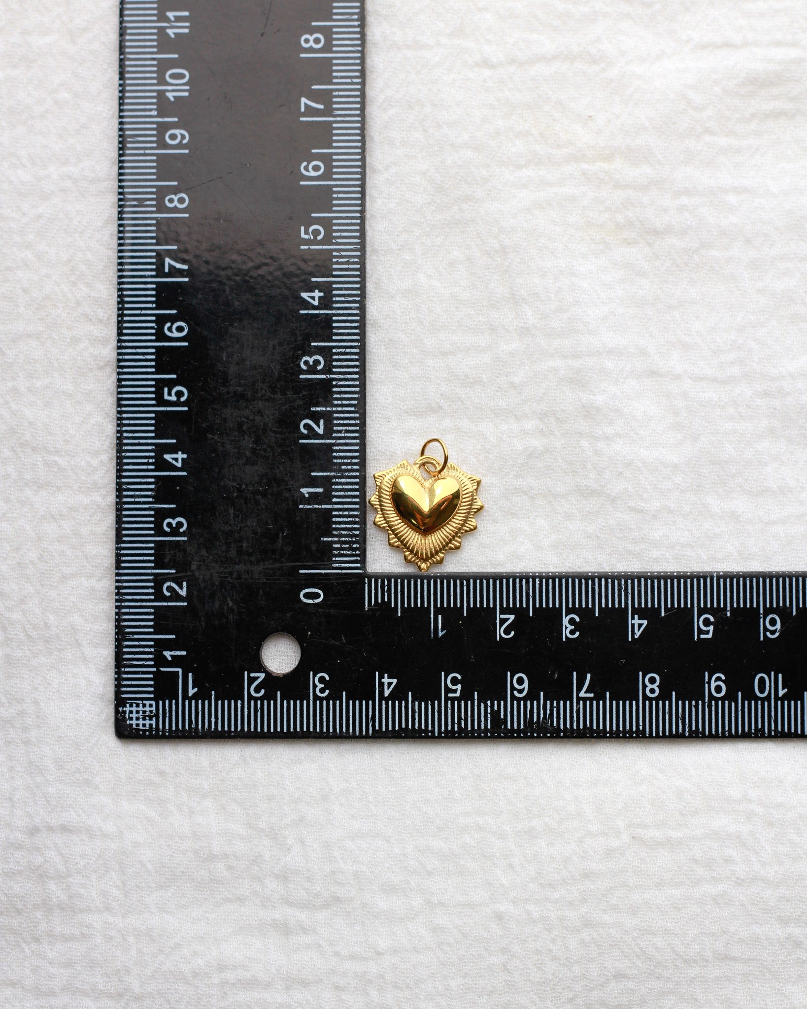 18mm Fluted Heart PVD Charm, CH428