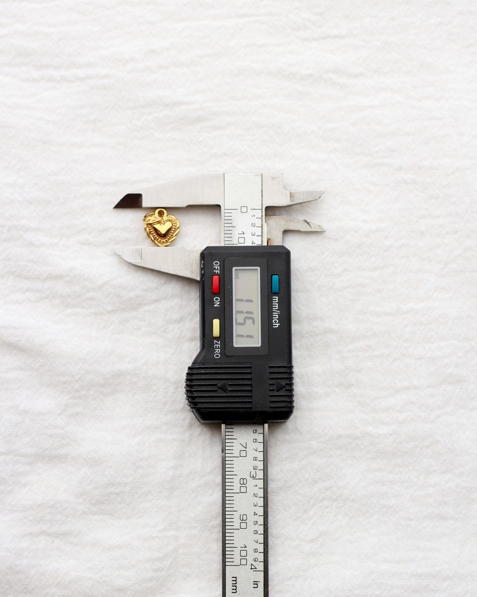 12mm Heart with Rope Outline PVD Charm, CH431