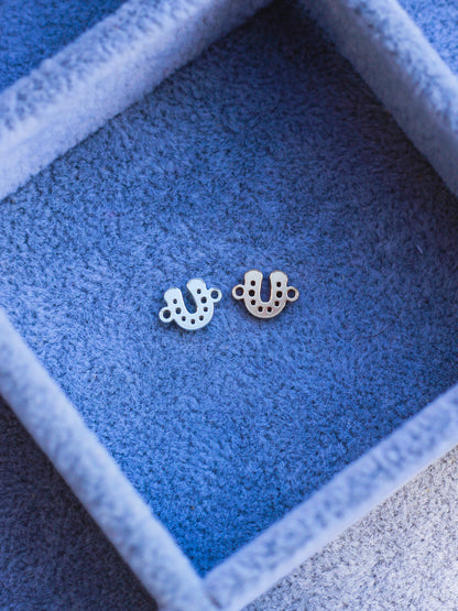 Horseshoe Connector, CN263