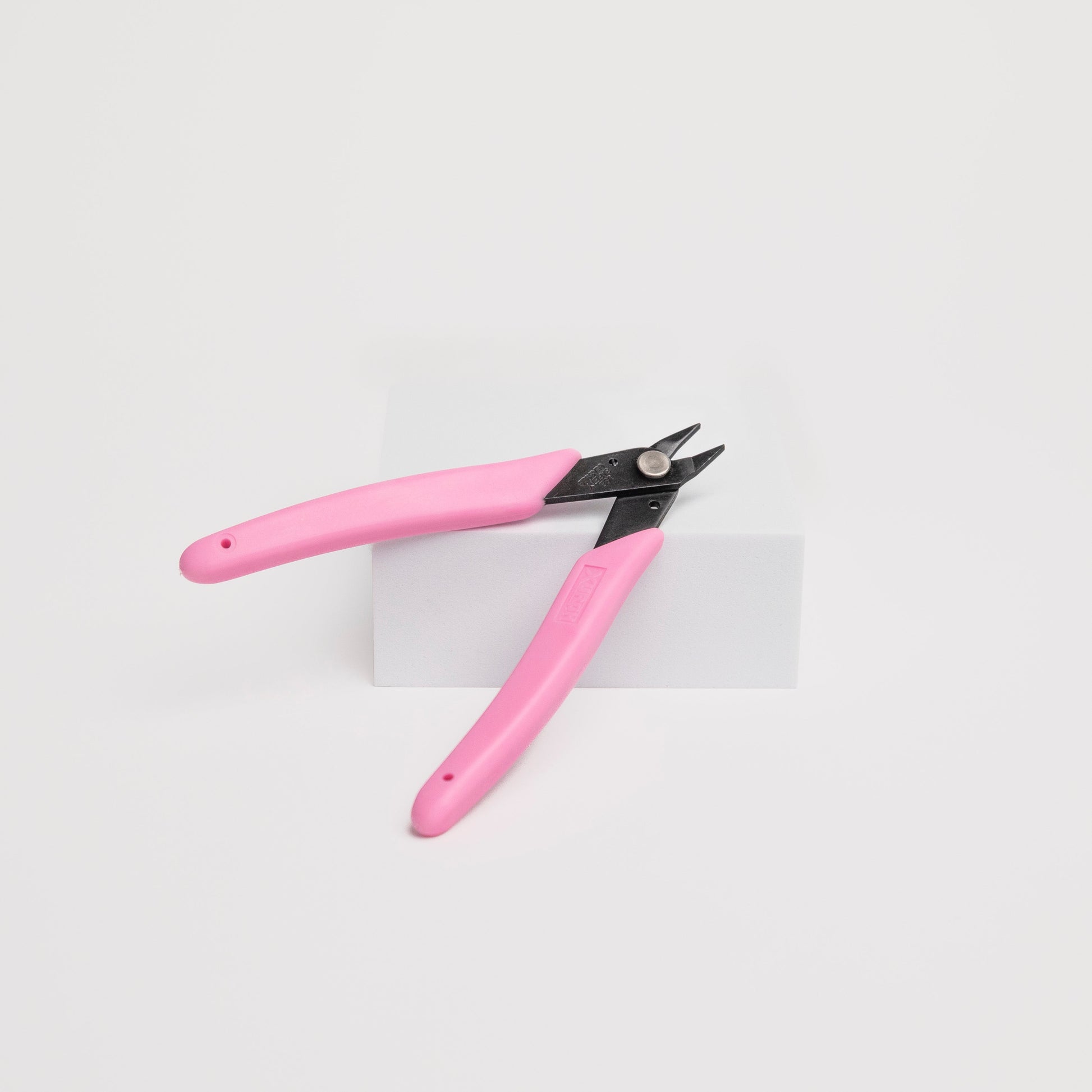 Precision Plier for Permanent Jewelry