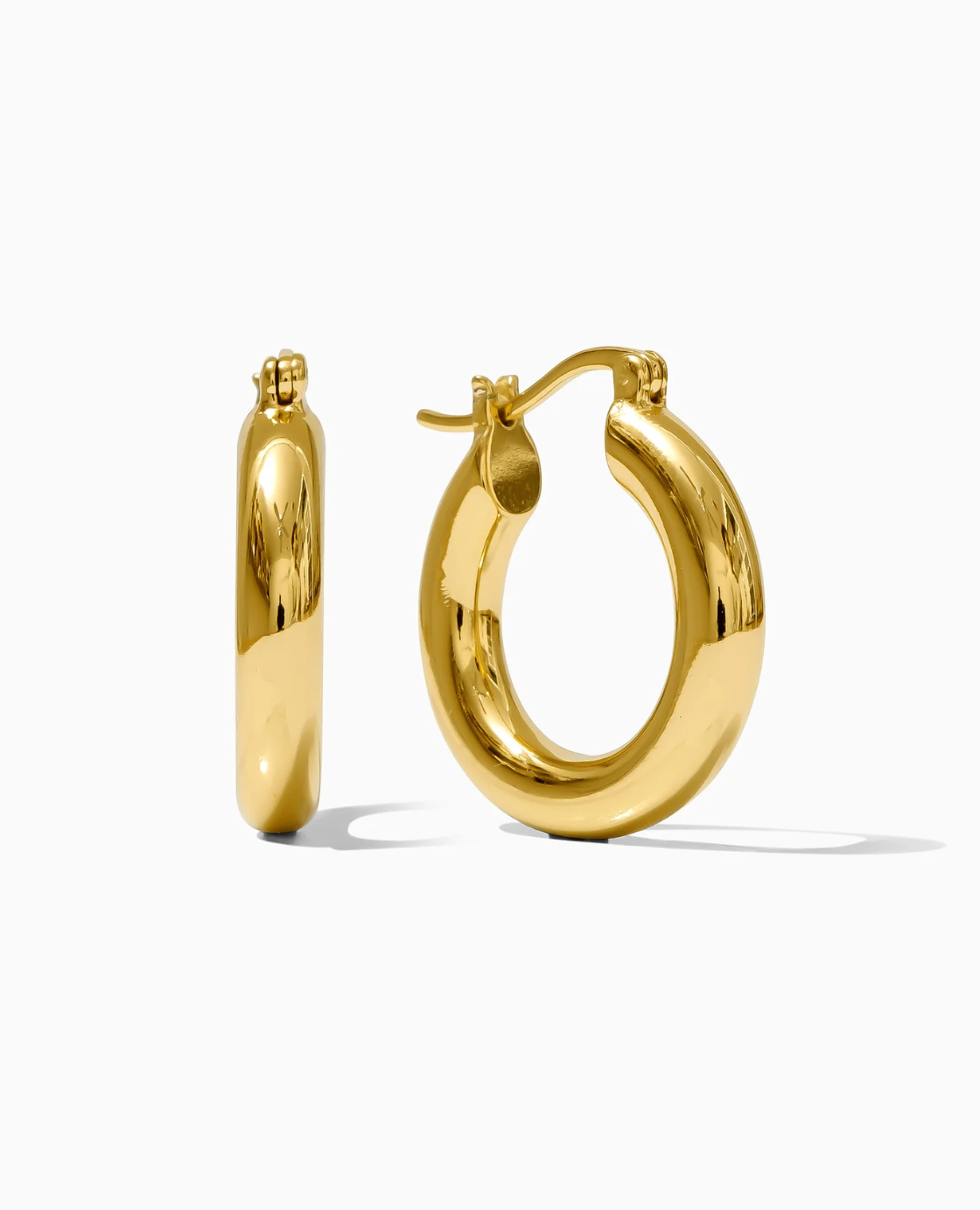 19.5mm Chunky Gold Plated Hoop Earrings, E18